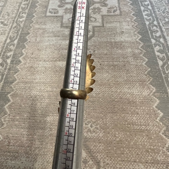 Leaf Ring - Picture 4 of 6